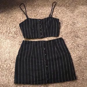 2 piece set skirt and crop set